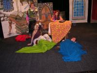 Ostrov, Divadelní scéna, O čtyřech čarodejnicích, z nichž se jedna chtěla vdávat..., 2005