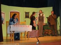 Zvěrkovice, Divadelní ochotnický soubor, Holka jako buk, 2013