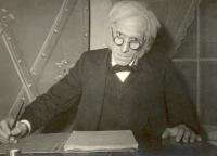 Budětice, Probuzení, Na tý louce zelený