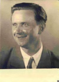 Plzeň, Sokol / ZK ROH Průmstav / V Boudě, Květoslav Schmiedhuber st., člen a režisér souboru, 194x