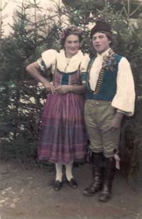 Miličín, SDO, Právo první noci, Anežka Šabatková