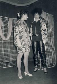 Chomutov, Tabu, Andělský prach