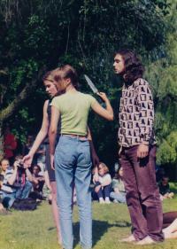 Hronov, CP Jiráskův Hronov, předváděčka semináře Silvestera Lavríka, 1997