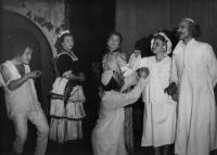 Olomouc, DS Moravské železárny, Chudák manžel, asi 1952