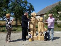 Mladějovice, Skupa, odhalení soch Spejbla a Hurvínka, 2013