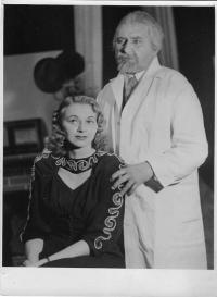 Čerčany, Sázavan, Večer čekejte přítele