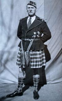 Praha-Kobylisy, Lidové divadlo, Hrom do tety, 1938