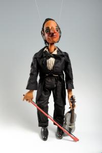 Loutka a moderna, Houslový virtuoz, neurčený autor, východní Čechy, 40. léta, sbírka Marie a Pavla Jiráskových