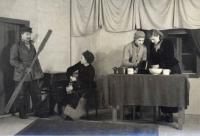 Oponešice, Ochotnický spolek, Bobří kožich, 1953