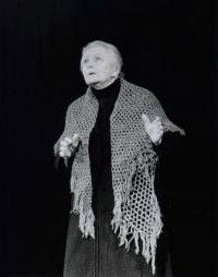 Ludmila Cápková, Máminy moldánky, 1998