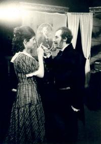 Hronov, MAJ, Svatba Krečinského, 1985