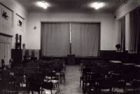 Veverské Knínice, divadelní sál v sokolovně