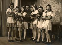 Praha-Kobylisy, Lidové divadlo, Bejvávalo, 1941