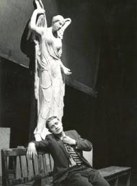 Hronov, MAJ, K domovu se dívej anděle, 1959