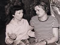 Košťálov, Sokol, Sousedi