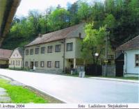 Svojanov, restaurace U Klímů, původní umístění opony, dům po rekonstrukci, 2004