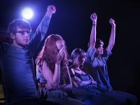 Olomouc, Kusy lidí, Mňága a Žďorp, A lidé jsou spokojeni, JH 2010