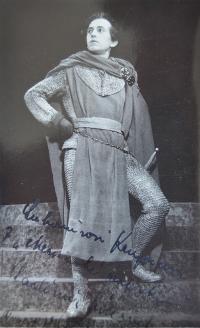 Brno, Svatoboj, Úsměvy a kordy, 1942