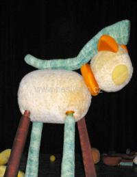 Brno, Neslyším, Věc není věc