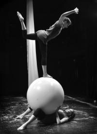 Praha-Stodůlky, Cirkus Mlejn, Postav na čaj, 2010