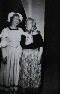 Vysoké nad Jizerou, Krakonoš, Kostnické plameny, 1949