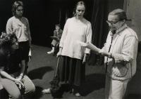 Praha 5, Kurz vedoucích dětských divadelních kolektivů LK SKKS 1989-1990, práce na inscenaci Hry o sv. Dorotě, Žebrák 1989
