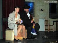 Praha, Divná Bára, Nekrmte labutě suchými rohlíky, 2008