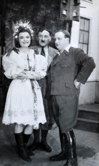 Praha-Kobylisy, Lidové divadlo, U panského dvora, 1940