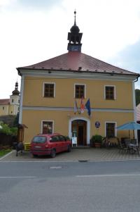 Svojanov, radnice Městyse Svojanov, současné umístění opony