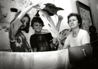 Chrudim, předváděčka semináře Jaroslava Ipsera a Jiřího Polehni, CP Loutkářská Chrudim 2002