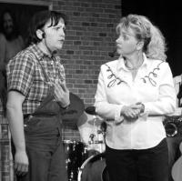 Kroměříž, DS DK, Ženy v éteru, 2005