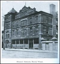 Claveland, Sokol, sokolovna