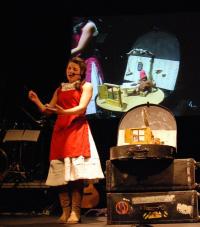 Praha, Vyrob si své letadýlko, Příběh dědka Všudehouse