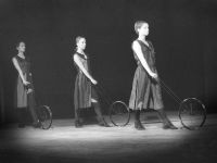 Sisak (Chorvatsko), Taneční studio DK, Za zavřenými dveřmi, CP Jiráskův Hronov 2002