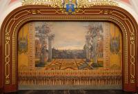 Dačice, Městské kulturní středisko, opona, mohutné sloupoví, veduta města, 1952