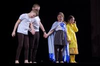 Ostrov, ZUŠ, Holčička a déšť, KP Dětská scéna v Ostrově n.O., 2023