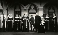 Praha-Kobylisy, Lidové divadlo, Sestřičky u sv. Panny Kláry, 1947