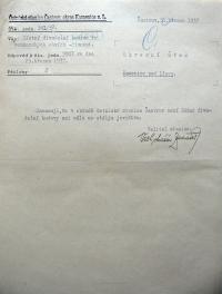 Častrov, hlášení Okresnímu úřadu v Kamenici nad Lipou o divadelních budovách, 1937