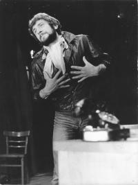 Hronov, MAJ, Kriminální tango, 1974