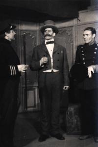 Oponešice, Ochotnické divadlo, Ženitba, 1953