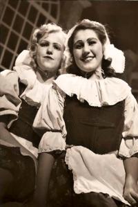 Český Brod, Tyl, Perly panny Serafínky, 1943