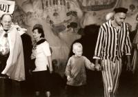 Zvoleněves, Sokol, Království pro draka, 2000