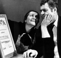 Kroměříž, DO ZK Pal-Magneton,  Křišťálová noc, na snímku L. Cápková a L. Tvarůžek, 1973