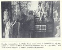 Miletín, Muzeum 0/03, Vysoké nad Jizerou, slon v průvodu Cesta kolem světa, 1926