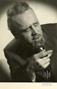 Komárov, mč. Opava, DS ZK ROH Galena, RUR - Karel Rusek jako stavitel Alquist.