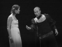 Praha, Kabaret Caligula, Hamlet: Přání zabít, 2005