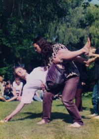 Hronov, CP Jiráskův Hronov, předváděčka semináře Silvestera Lavríka, 1997