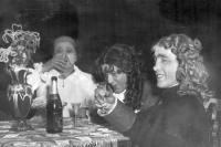 Jarcová, Sluha dvou pánů