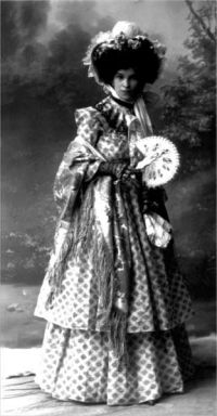 Hronov, SDO, M. D. Rettigová, na snímku Marie Fuchsová, 1908