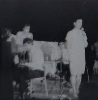 Praha-Nové Město, Modré slonice, Óda na velblouda, WP 1989